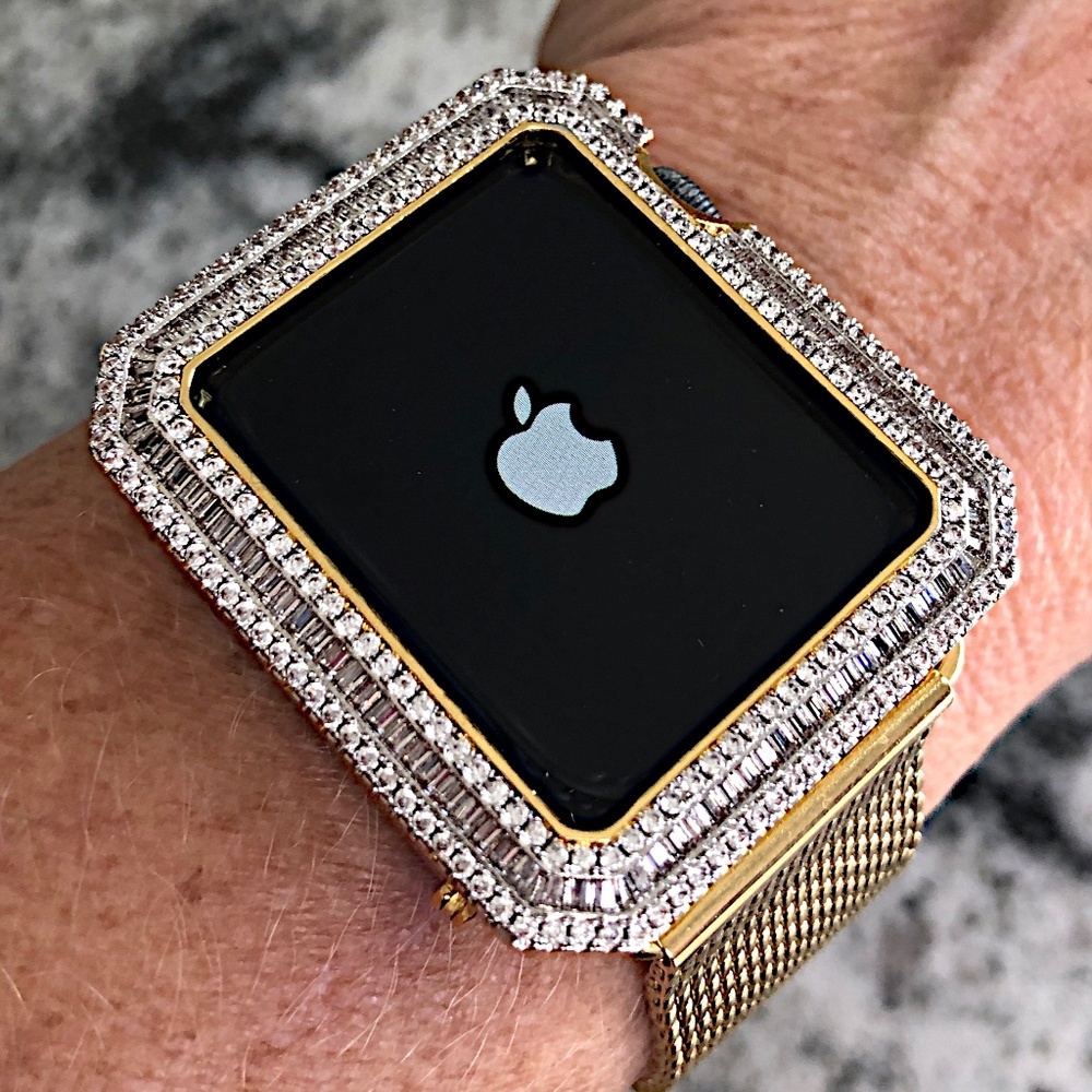 New Apple Watch case with baguette and round Various sizes.